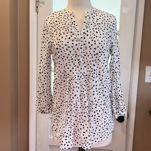 NWT Black and White Dot Printed Shirt